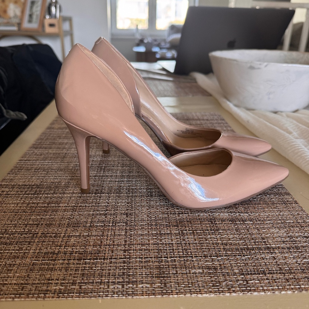 Jessica Simpson Nude Heels Pointed Toe